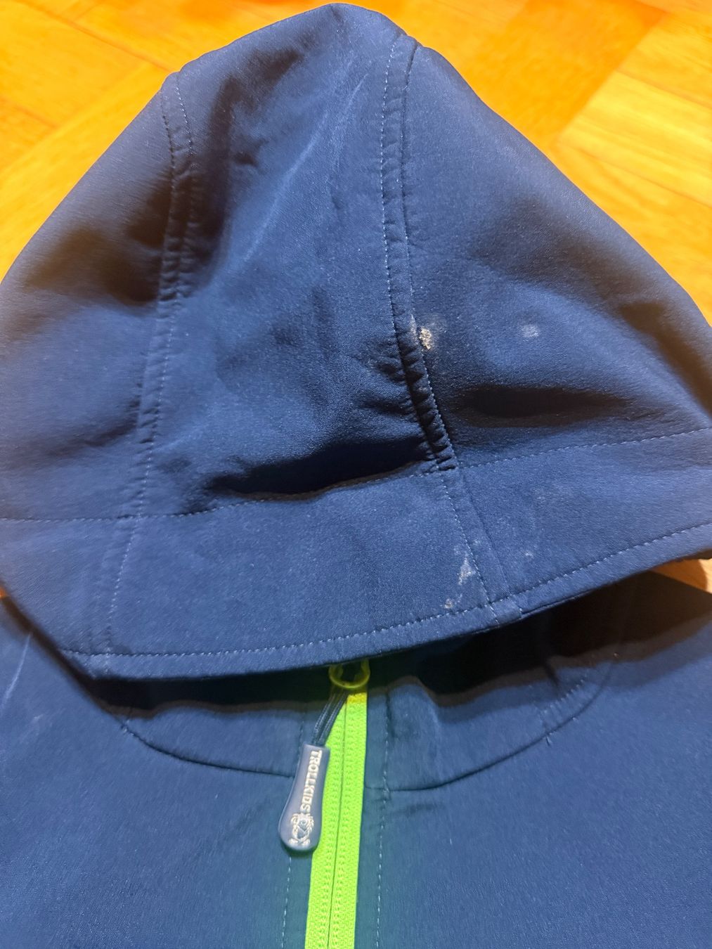 Vestes & Manteaux: Trollkid softshell jacke 152 – D'occasion à Amlikon-Bissegg par Flowers_Blossom 4