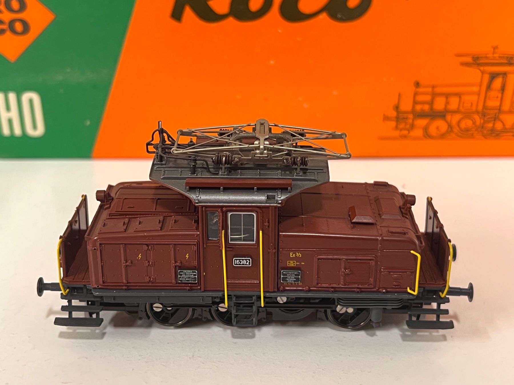 Roco Modelleisenbahnen: Roco 43936  SBB Ee 3/3  H0 AC Analog – Gebraucht aus Geroldswil von TopTrain54 2