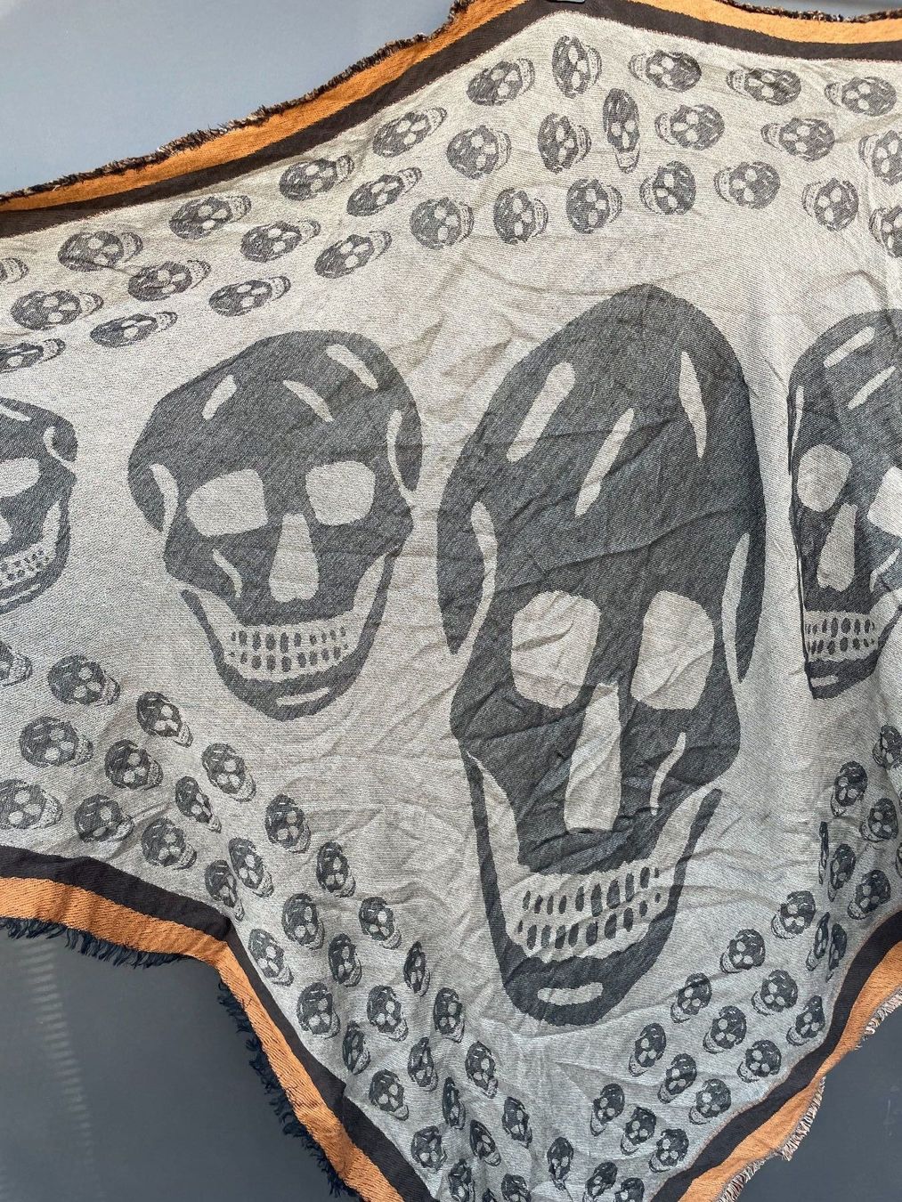 Alexander Mcqueen Foulard & Sciarpe: 100% original Alexander McQueen scarf – Usato da Zug venduto da dim_np7l 5
