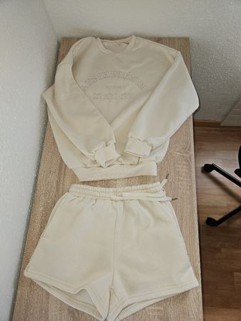 Shorts und Pullover Set von Temu