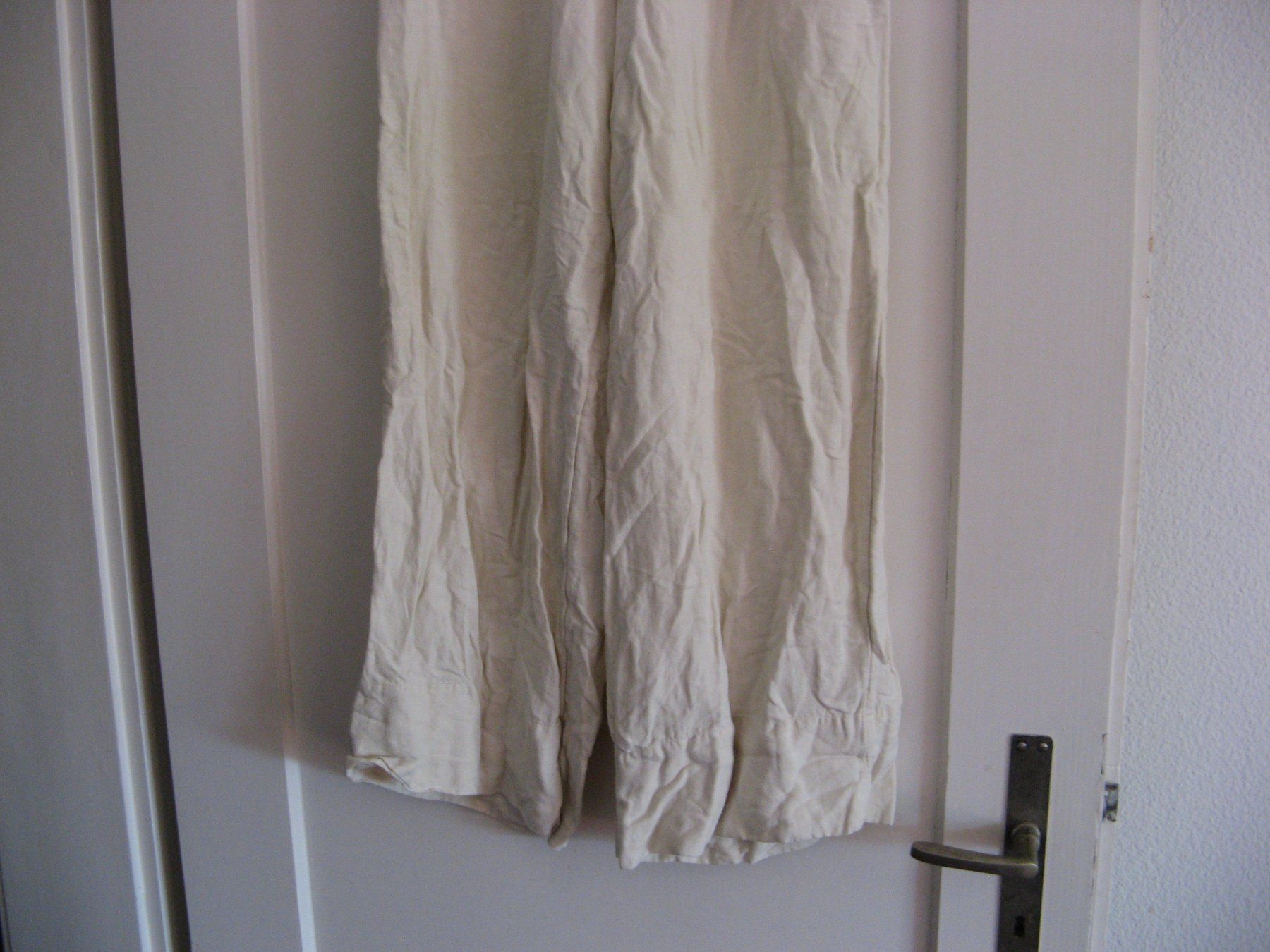Na-kd Pantaloni: beige Sommerhose Na-kd Gr. 36 – Usato da Zürich venduto da apil 2