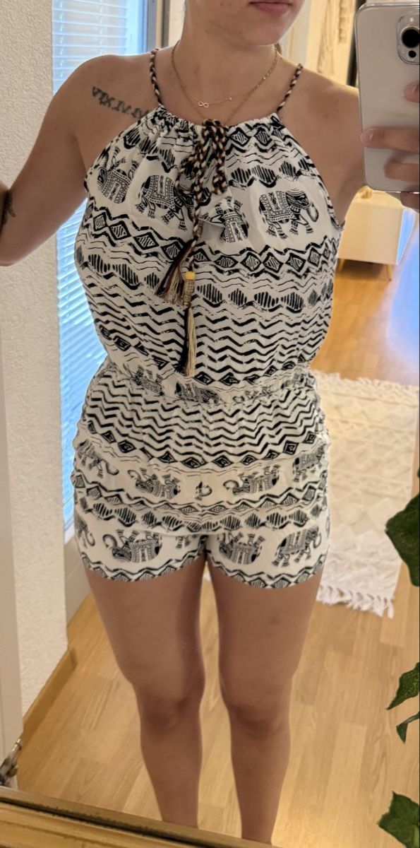 Jumpsuits: Sommer Jumpsuit mit Elefantenmuster - Grösse S/M – Gebraucht aus Oberhofen Thun'see von ClaudiaKelesh 4