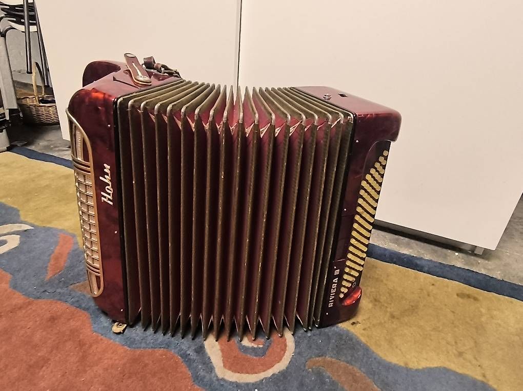 Hohner Musikinstrumente: Akkordeon Hohner – Gebraucht aus Basel von big_2cvp 3