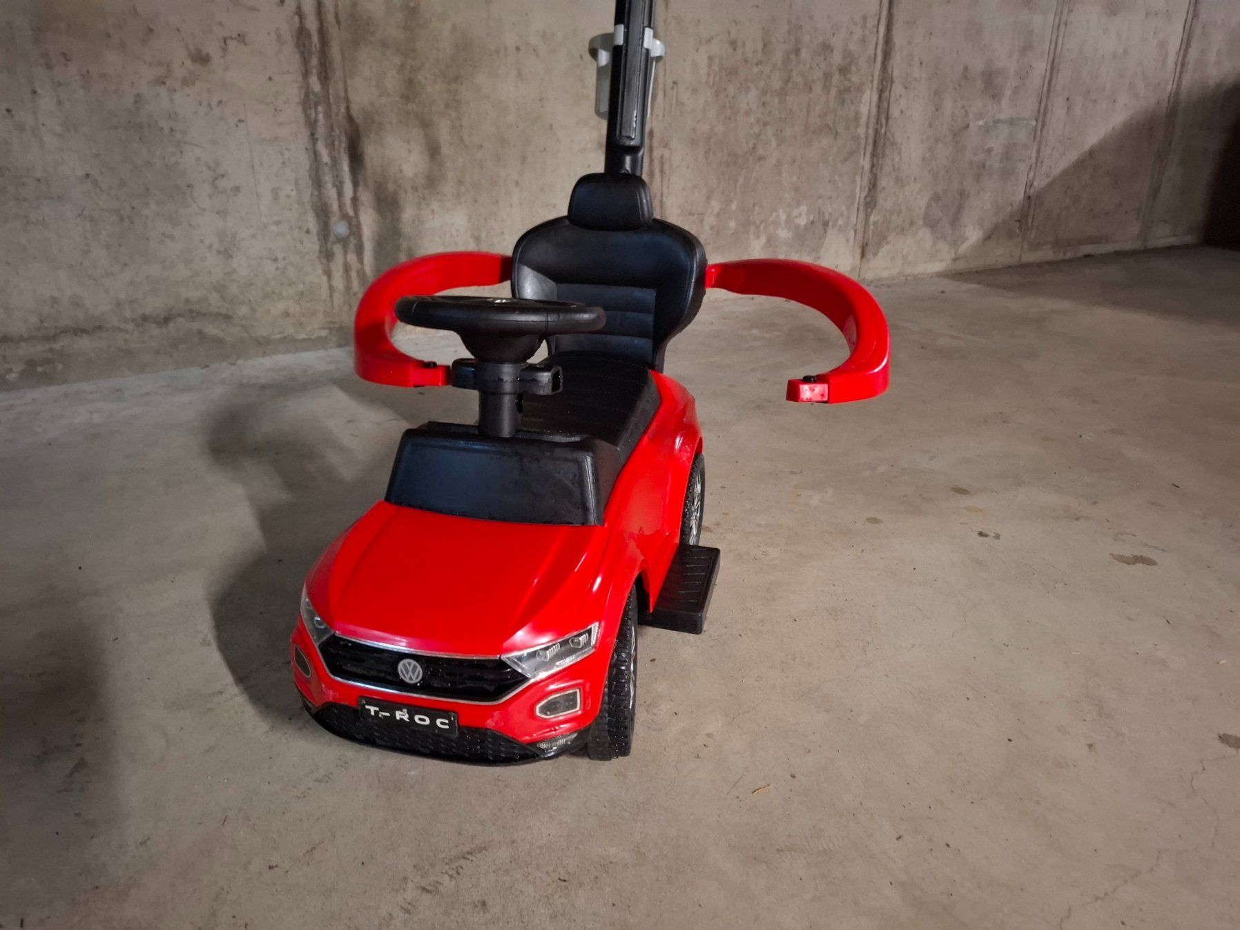 Véhicules pour enfants: Bobby-Car VW T-Roc – D'occasion à Thayngen par crissou 3