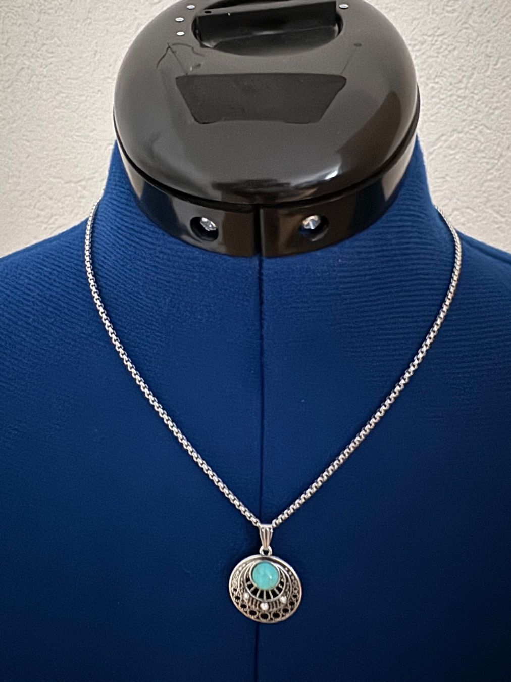 Catenine: Kette mit Türkis-Anhänger – Nuovo (secondo la descrizione) da Dübendorf venduto da Sonibell
