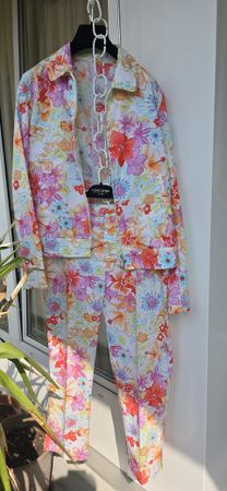 Burberry Sommer Anzug. Gr. 42