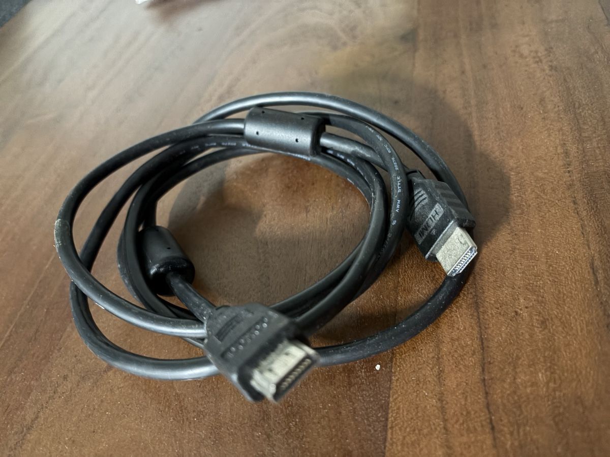 Kabel: HDMI Kabel schwarz 1.5 Meter – Gebraucht aus Sevelen von mar_gq8k 2