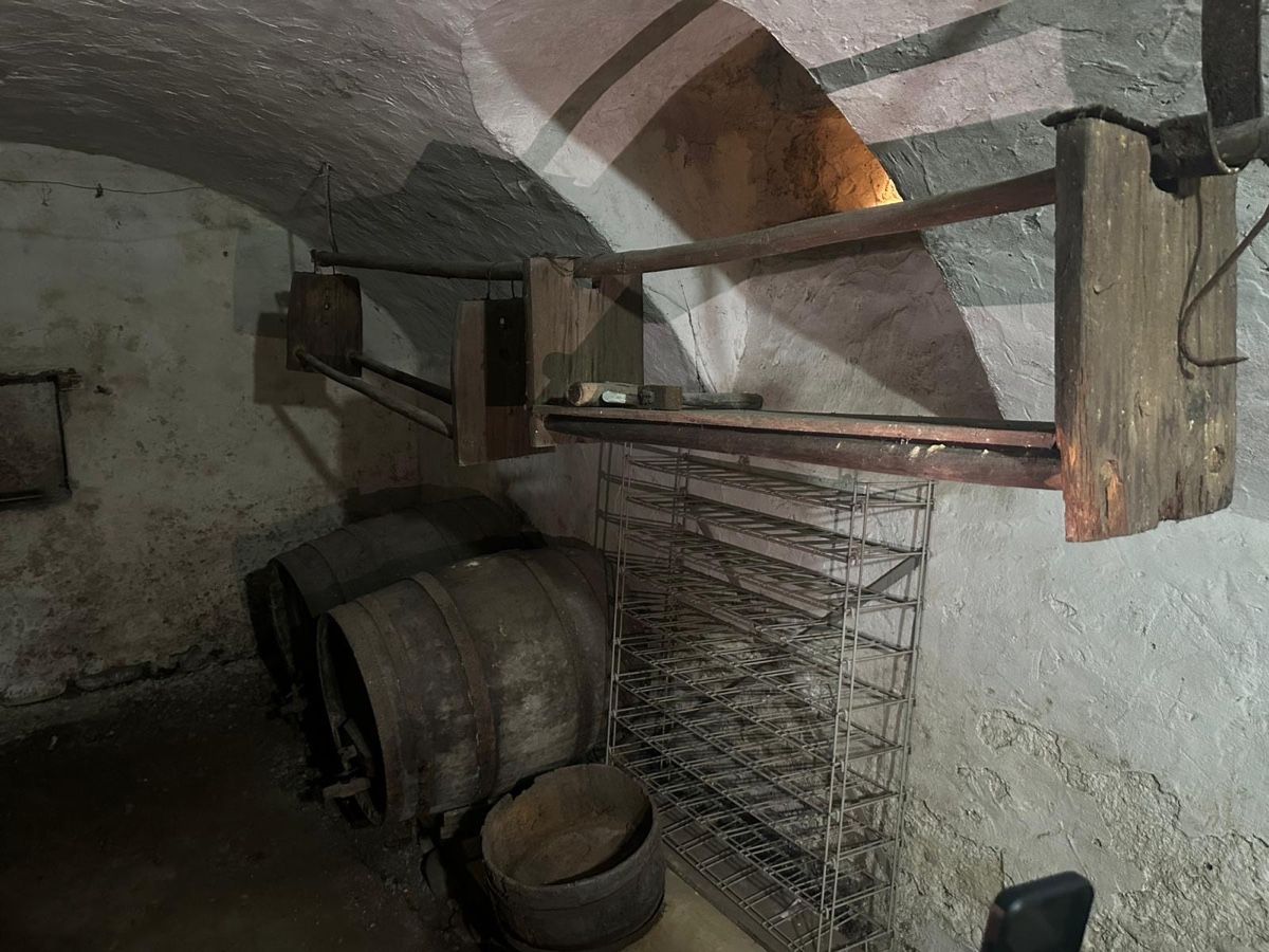 Sonstiges: 2 Alte holzfässer / Weinfässer – Gebraucht aus Schafisheim von Flawiia 2