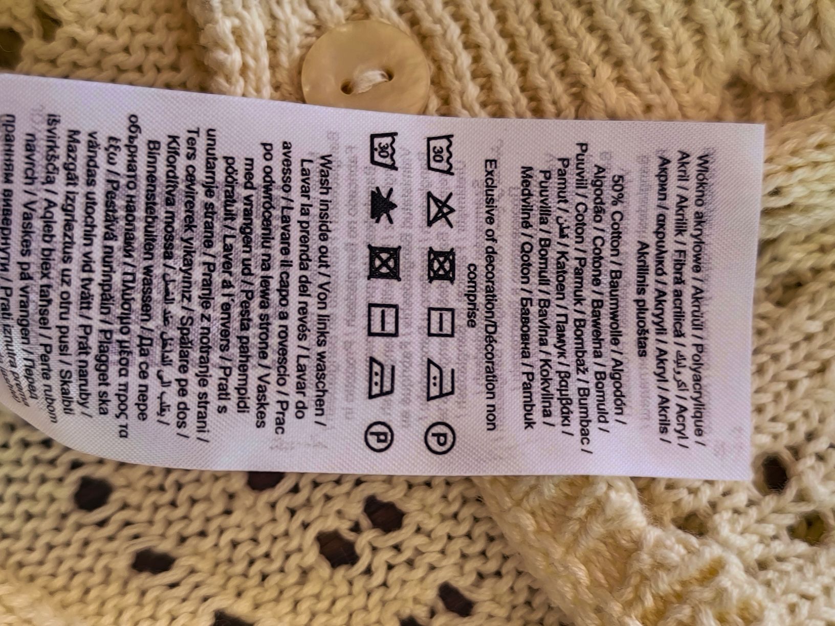 Vestes: Hellgelbe(Buttergelb)Strickjacke,M – Neuf (Voir description) à Schaffhausen par gab_v5qf 3