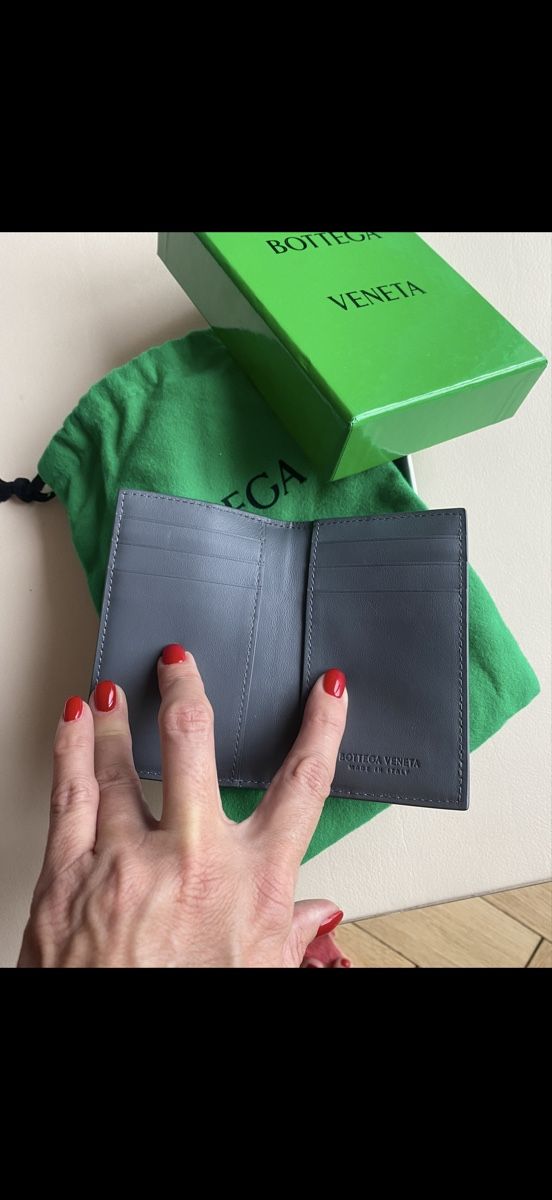 Bottega Veneta Portafogli: Bottega Veneta card holder – Nuovo e nell'imballaggio originale da Zollikon venduto da sba_5tf2 1