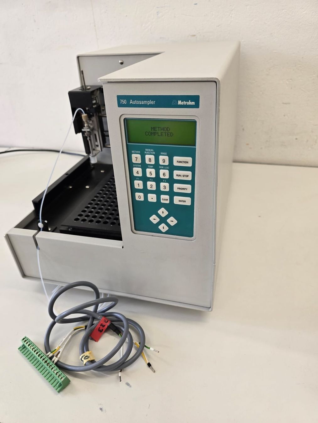 Metrohm Tutte le macchine: Metrohm 750 autosampler – Difettoso da Niederdorf venduto da LeptonAG_Labor 2