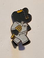 1 Pin Babar Elefant