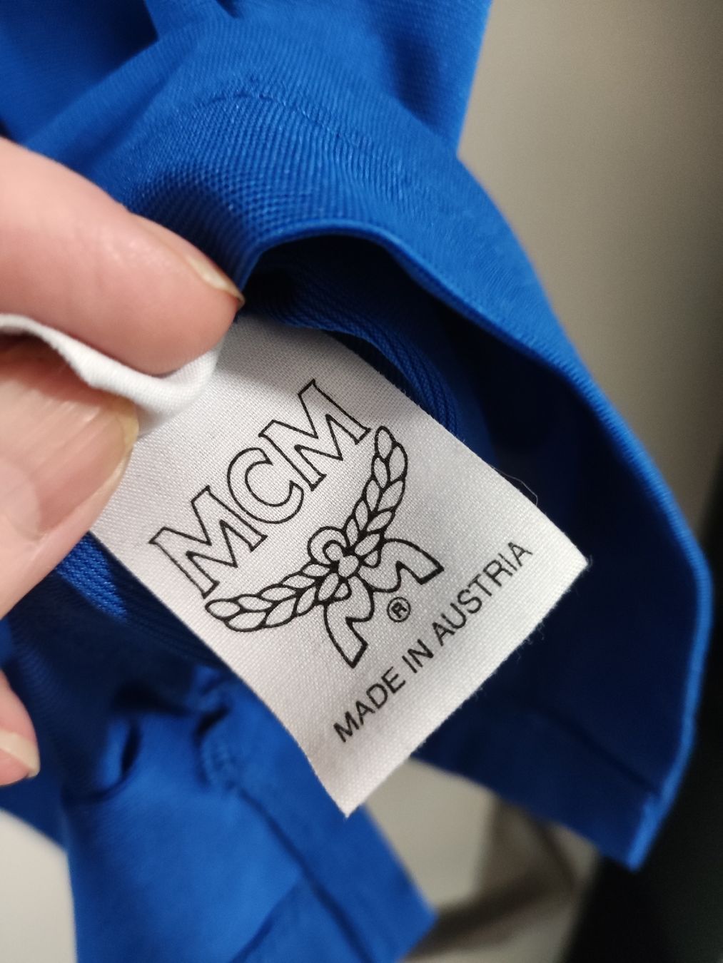 Mcm T-shirt: Shirt MCM 38 blau neuwertig – Nuovo (secondo la descrizione) da Münchenbuchsee venduto da Cori1968 2