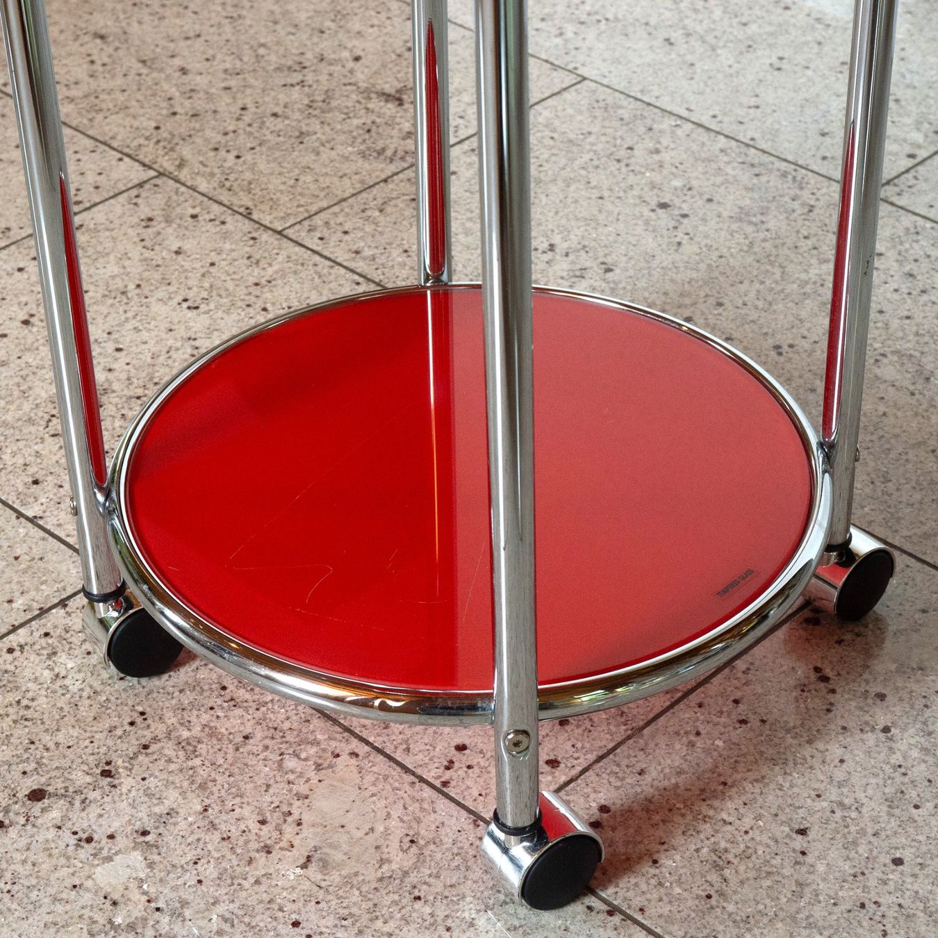 Tavoli: Designtischchen aus Chromstahl und Glas – Usato da Lützelflüh-Goldb venduto da Harriho 2