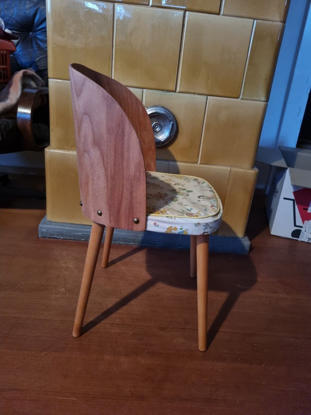 Sedie: Kinderstuhl vintage Schneewittchen – Usato da Bern venduto da llewellyn1ne 1