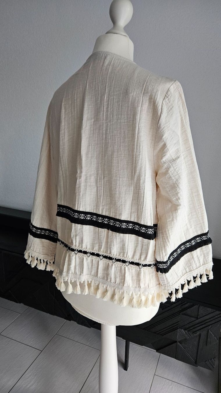 Zara Jacken: Zara Jacke / Bluse – Gebraucht aus Bülach von Recherchieren 3