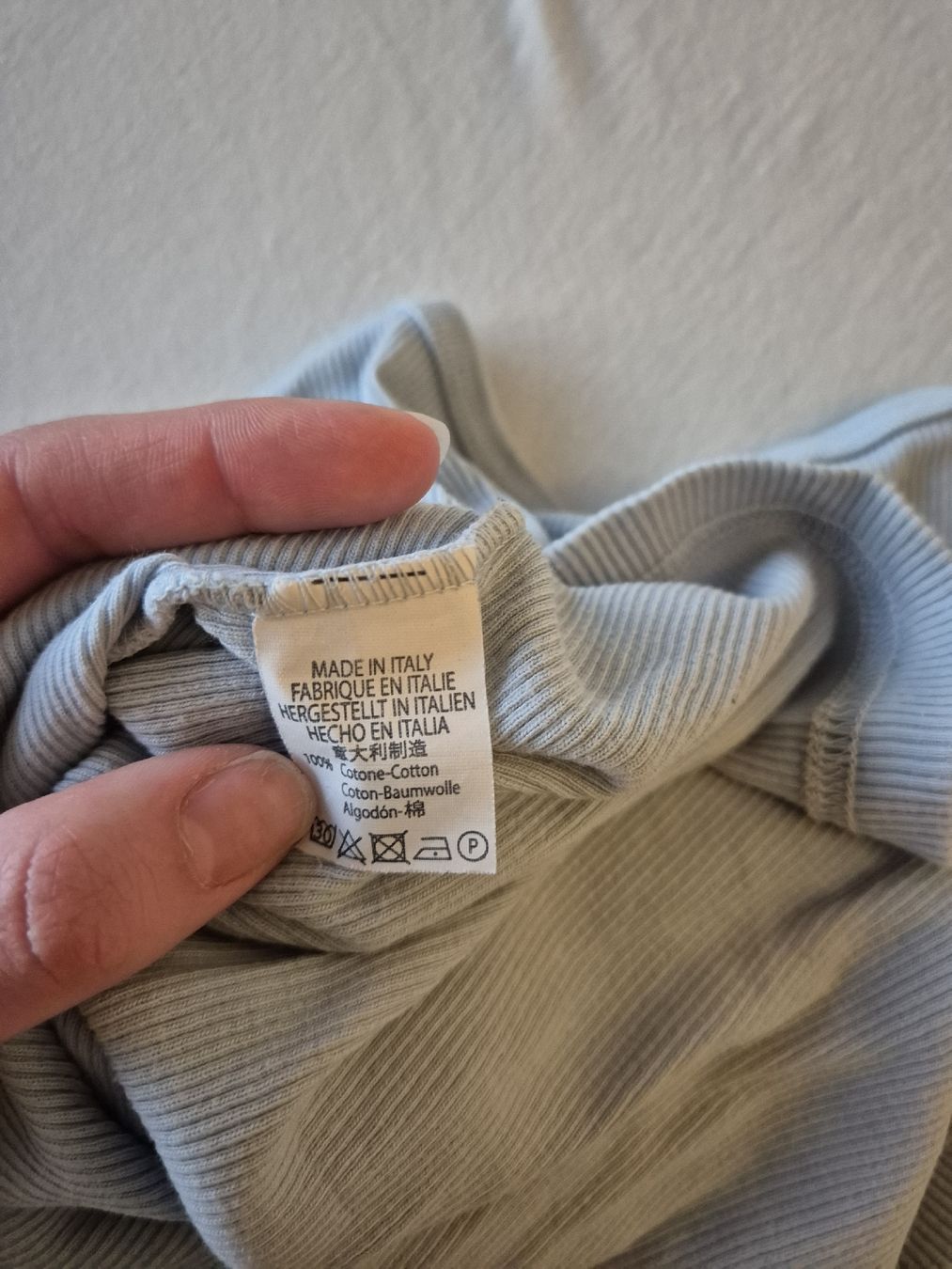 Brandy Melville Top: Hellblaues Brandy Melville Top – Usato da Schlieren venduto da nat_76vd 2