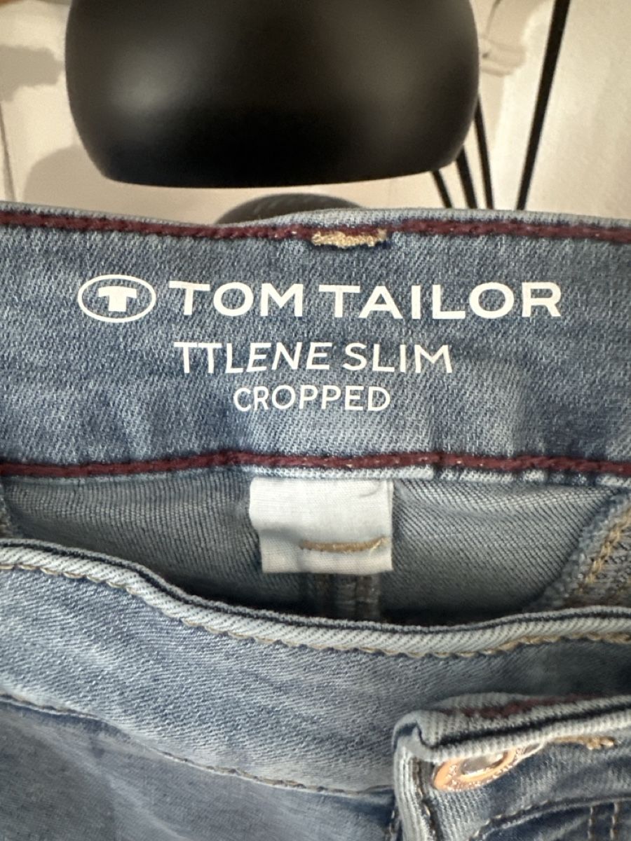 Tom Tailor Jeans: Jeans Tom Taylor Marke, Knöchel lang – Nuovo (secondo la descrizione) da Erlinsbach venduto da endryas 1
