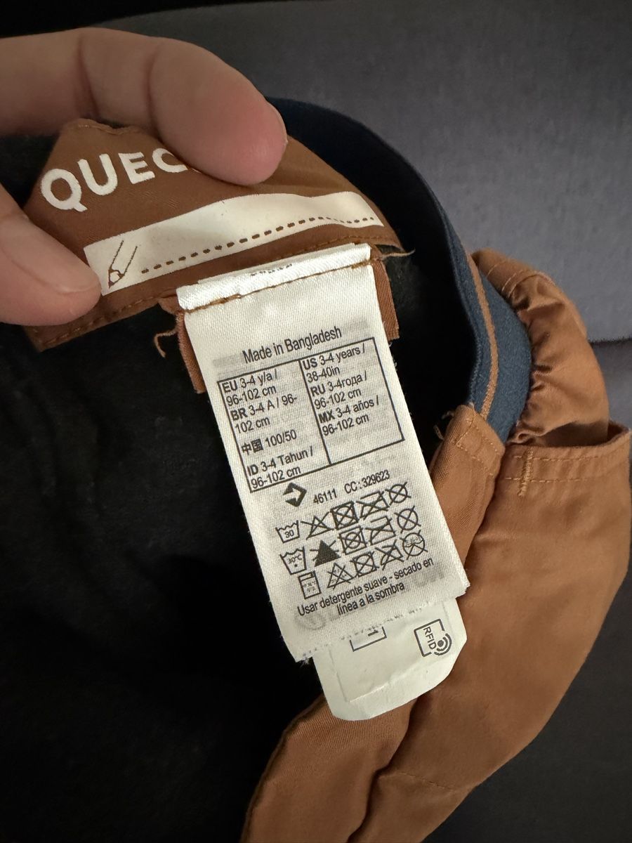 Decathlon Pantaloni: Kinderhose Quechua braun Grösse 96-102 cm – Usato da Bergdietikon venduto da R.Pueffke 1