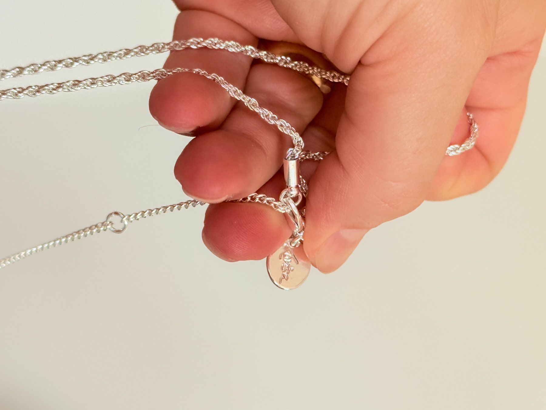 Catenine: Chaîne Lovisa avec étiquette neuve – Nuovo e nell'imballaggio originale da Genève venduto da AGBERG 3