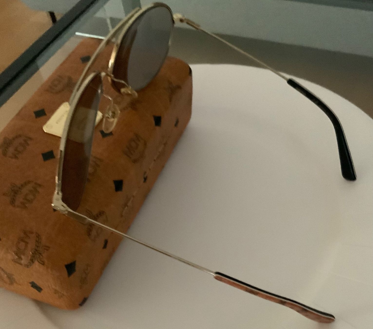 Brillen & Gläser: MCM Sonnenbrille Pilotenform goldfarben mit Etui – Neu und originalverpackt aus Neuhausen am Rheinfall von messijas 2