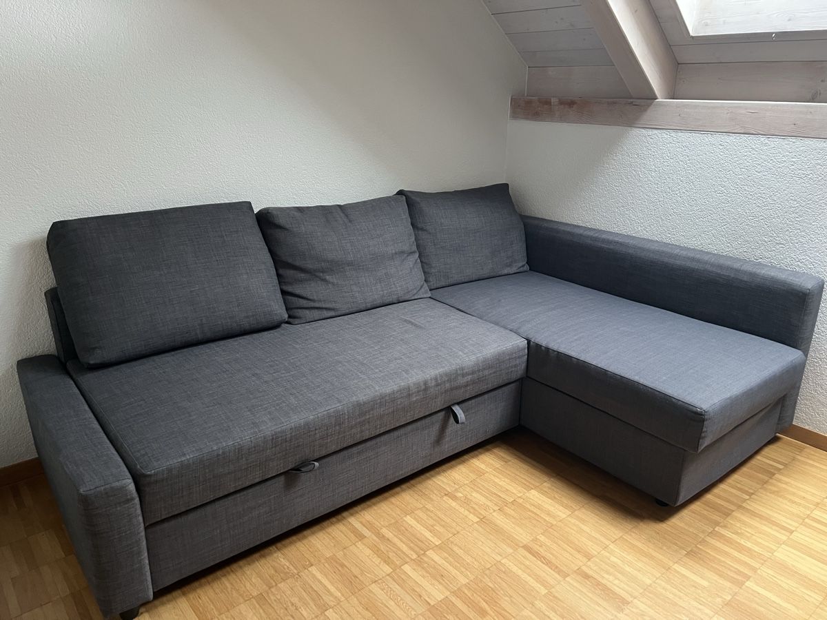 Divani: IKEA FRIHETEN Graues Ecksofa mit Bett – Usato da Watt venduto da rmt07