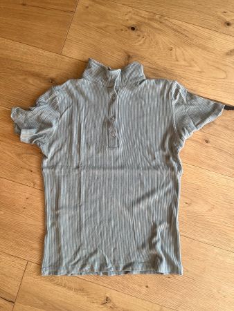 Feinripp-Shirt mit Kragen & Knopfleiste – Mintgrün, S-M