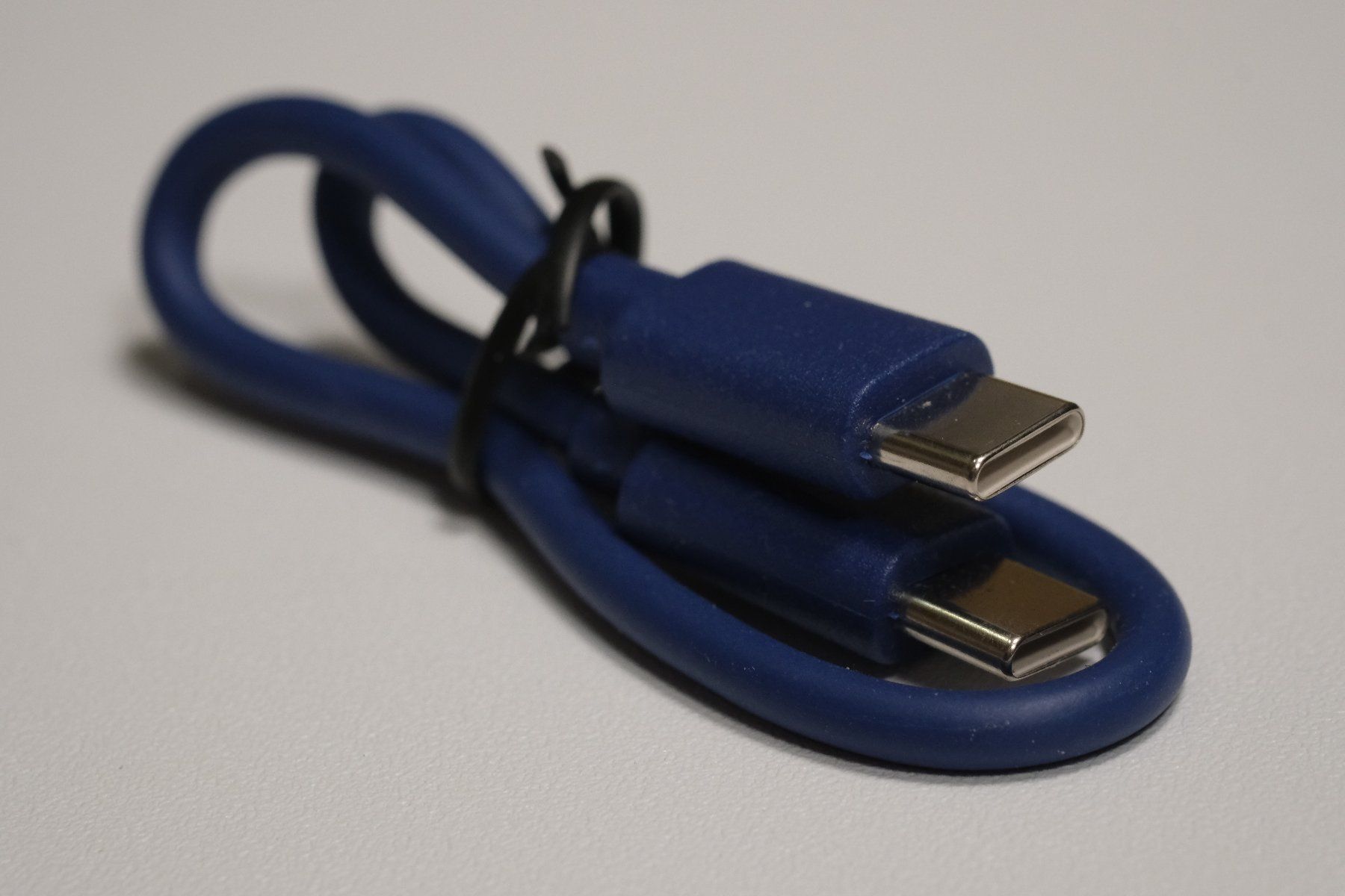 Cavi: USB-C zu USB-C Ladekabel blau ca. 24 cm – Nuovo (secondo la descrizione) da Thalwil venduto da SalzigeSilberBart
