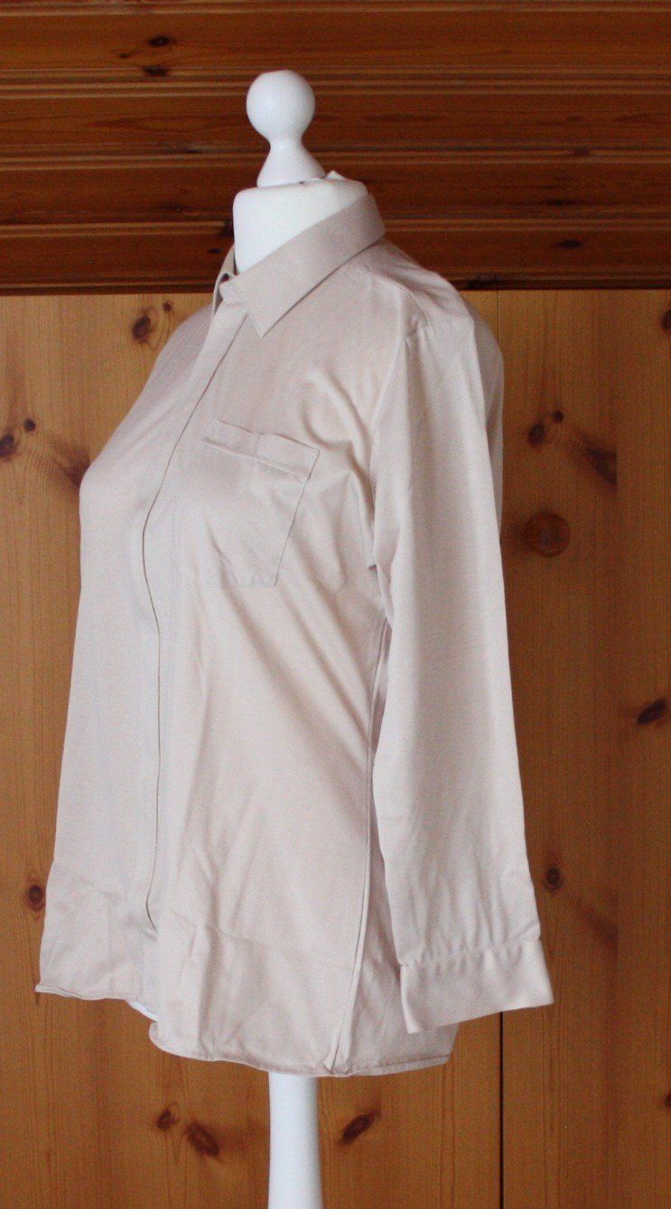 Hemden: Herrenhemd mit RV beige Gr. 42 – Neu und originalverpackt aus Flüelen von Diversicum-Vintage 2
