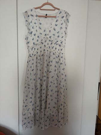 Sommerliches Kleid