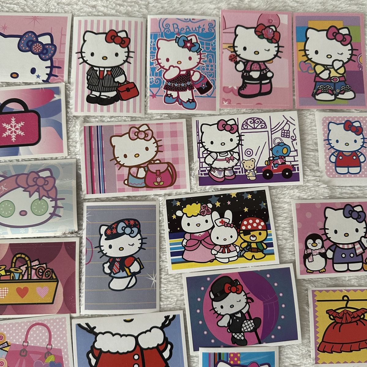 Panini Sammelbilder & Trading cards: Hello Kitty Panini Sammlung 2009-2010 – Gebraucht aus Givisiez von dor_xb9k 3