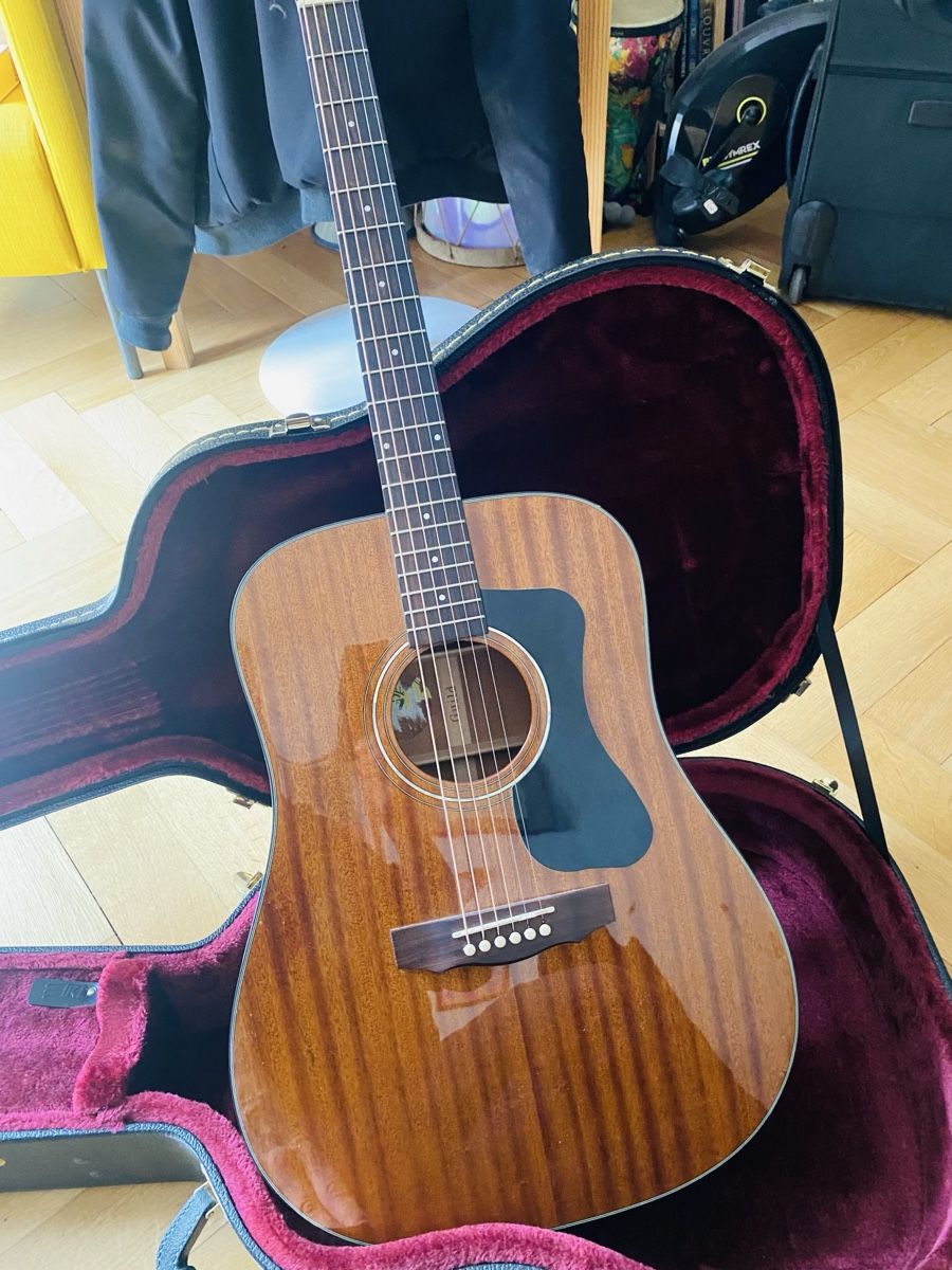 Guild Musikinstrumente: Guitarre GUILD D125 acajou – Neu (gemäss Beschreibung) aus Fribourg von orayeena 1