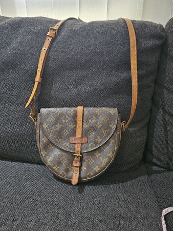 Louis Vuitton Chantilly GM Monogram Canvas