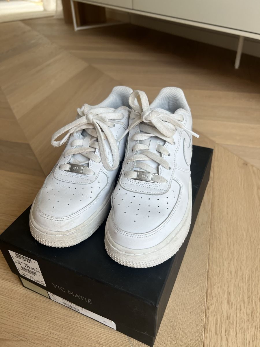 Nike Herrenschuhe: Nike Air Force 1 white  – Gebraucht aus Kreuzlingen von Lamaro45 4
