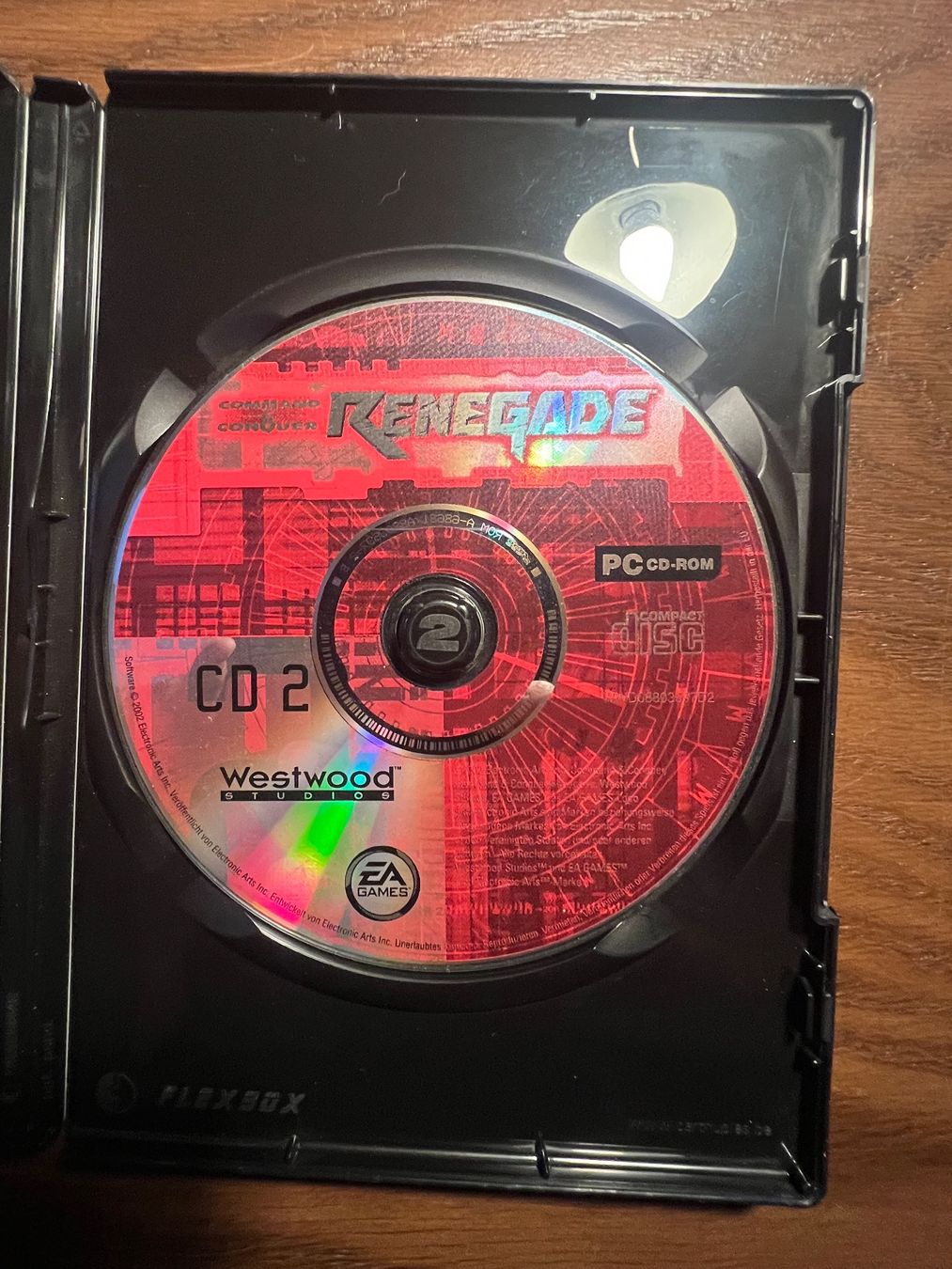 Giochi: Command & Conquer: Renegade (PC CD-ROM) – Usato da Therwil venduto da annickfankhauser 3
