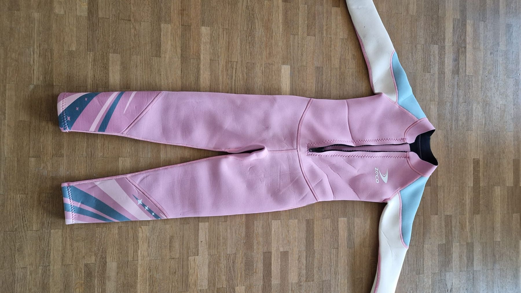 Surfboards & Schwimmbrette: Neoprenanzug Kinder Mädchen – Gebraucht aus Mels von ada_5fws