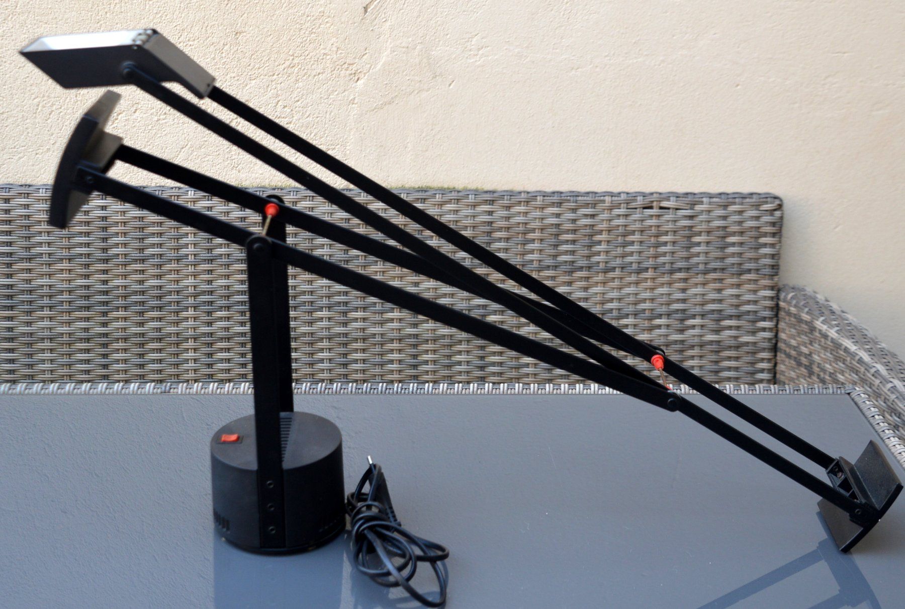 Artemide Lampen: Lampe de table Artemide Tizio – Gebraucht aus Collonges von arashee 5