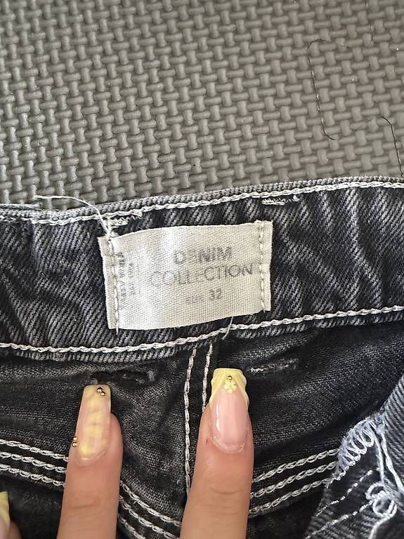 Pantaloni: Hosen – Usato da Oensingen venduto da luk_6wrk 1