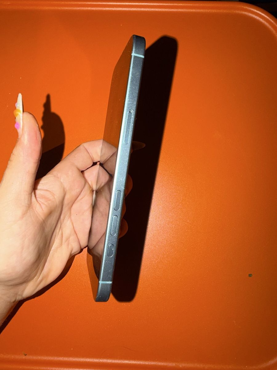 Apple Telefoni cellulari / Smartphones: Iphone 16 plus 256g – Usato da Zürich venduto da Natarrais 3