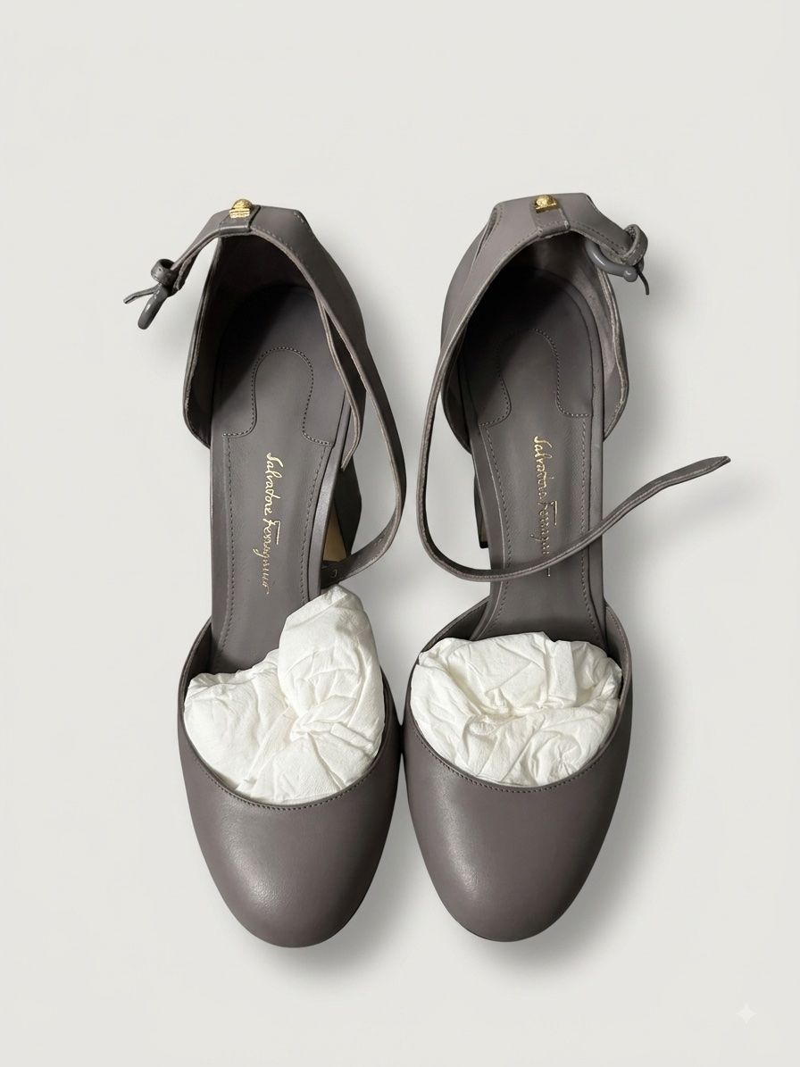 Salvatore Ferragamo Scarpe da donna: Escarpins Salvatore Ferragamo – Nuovo (secondo la descrizione) da Echichens venduto da unideks