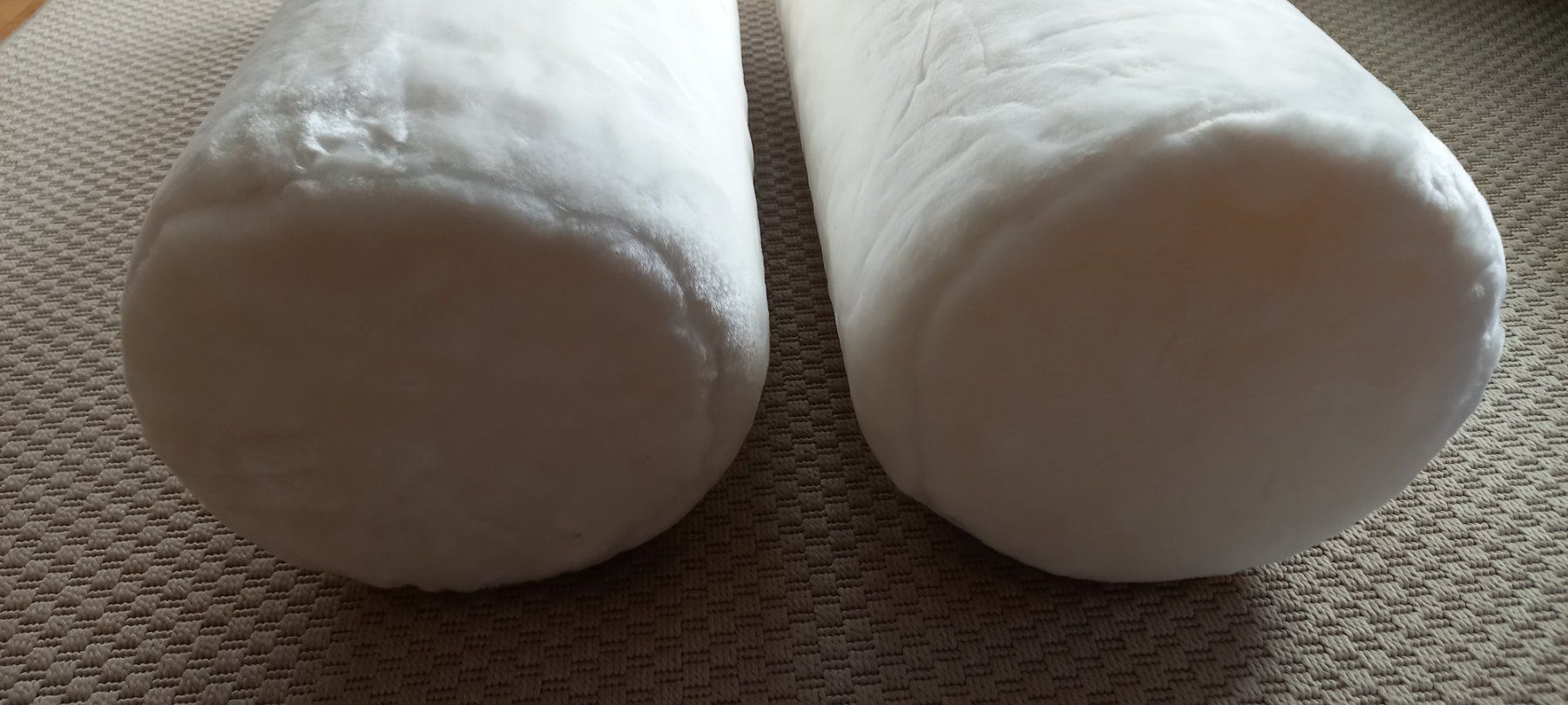 Ikea Cuscini: kissenrolle – Nuovo (secondo la descrizione) da Höri venduto da bsc_68fw 1