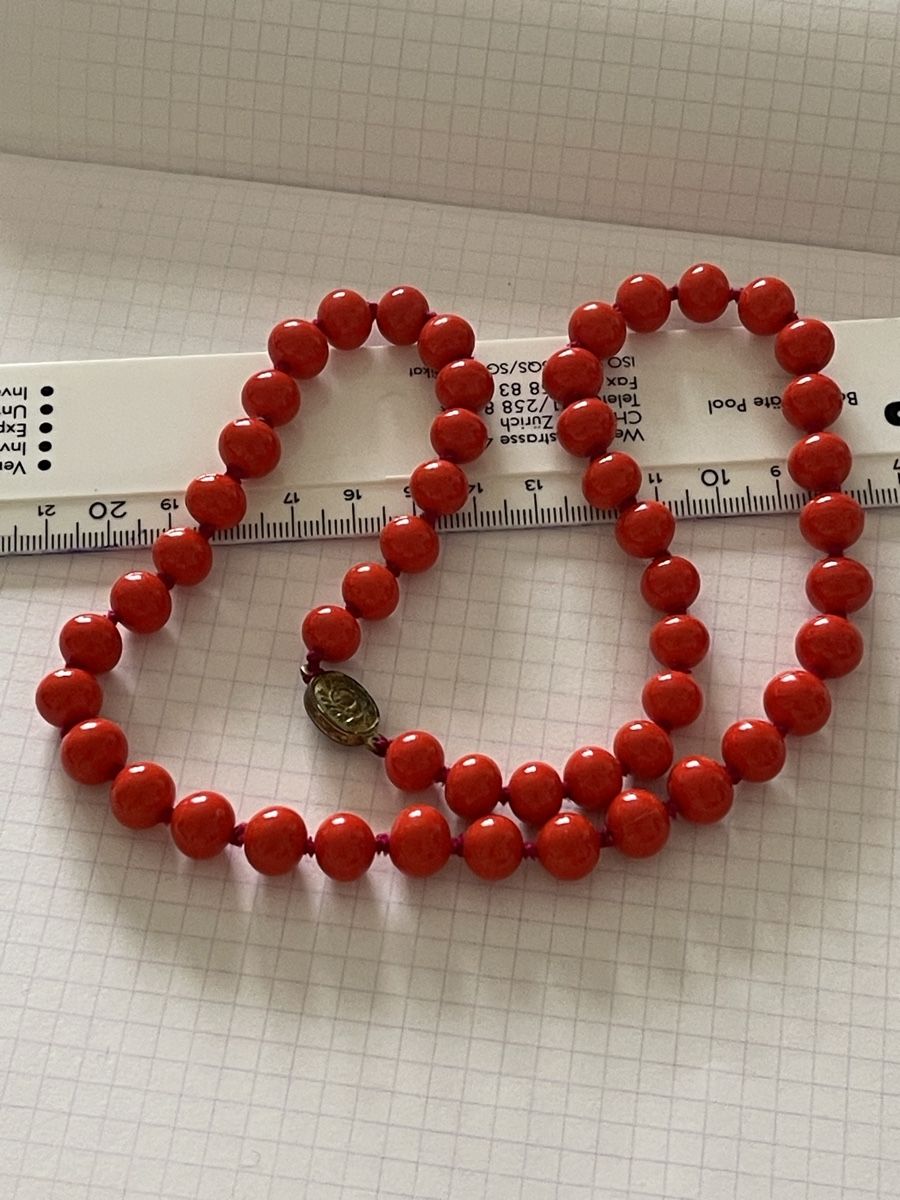 Collier vintage perles véritables rouges, 54 cm/ Lisez texte (D ...