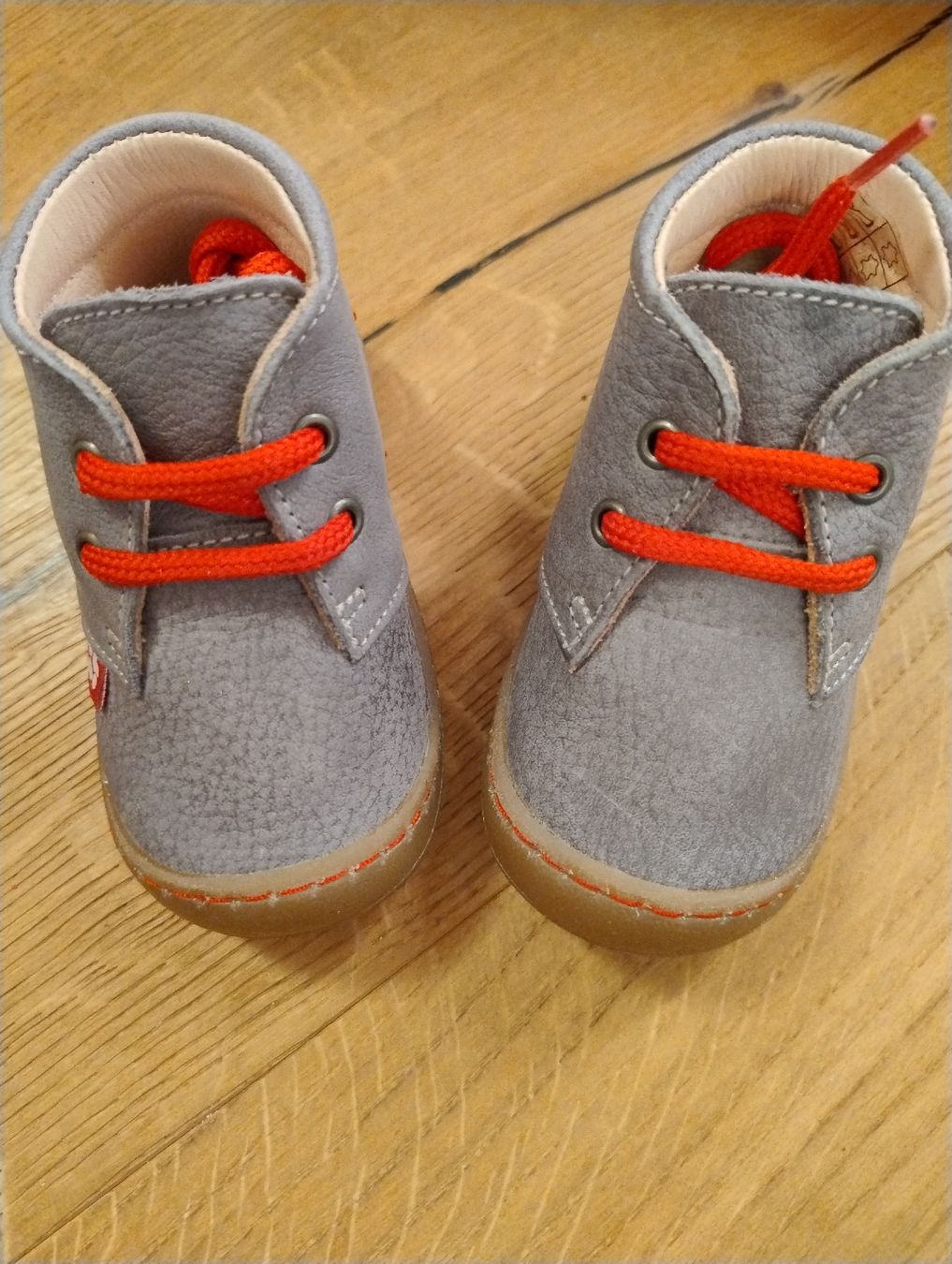 Scarpe per ragazzi: Pololo Lauflernschuhe Gr. 20 – Usato da Heerbrugg venduto da Rusta