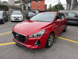 Hyundai i30 Amplia 1.4 Manuel