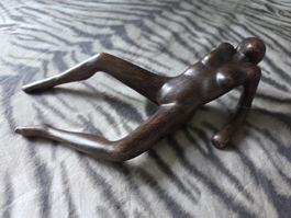 Keramik Akt Skulptur liegende Frau | Signiert |Moderne Kunst