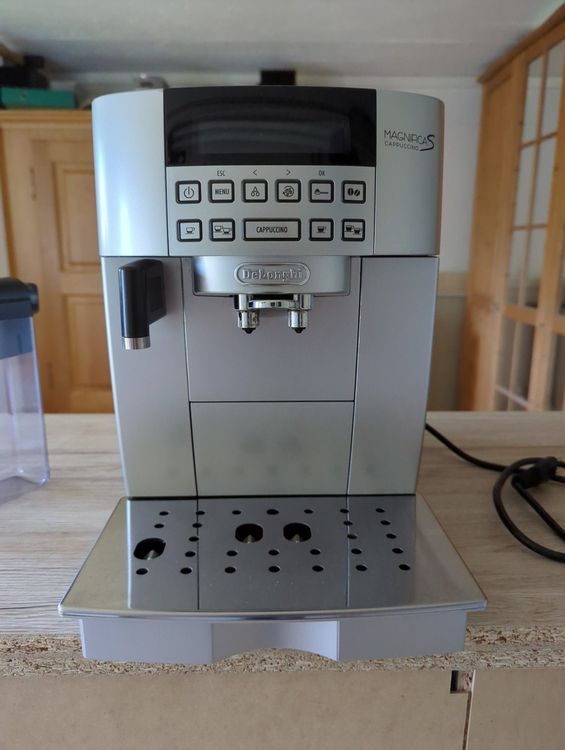 De Longhi ECAM22.36X Kaffeemaschine Acheter sur Ricardo