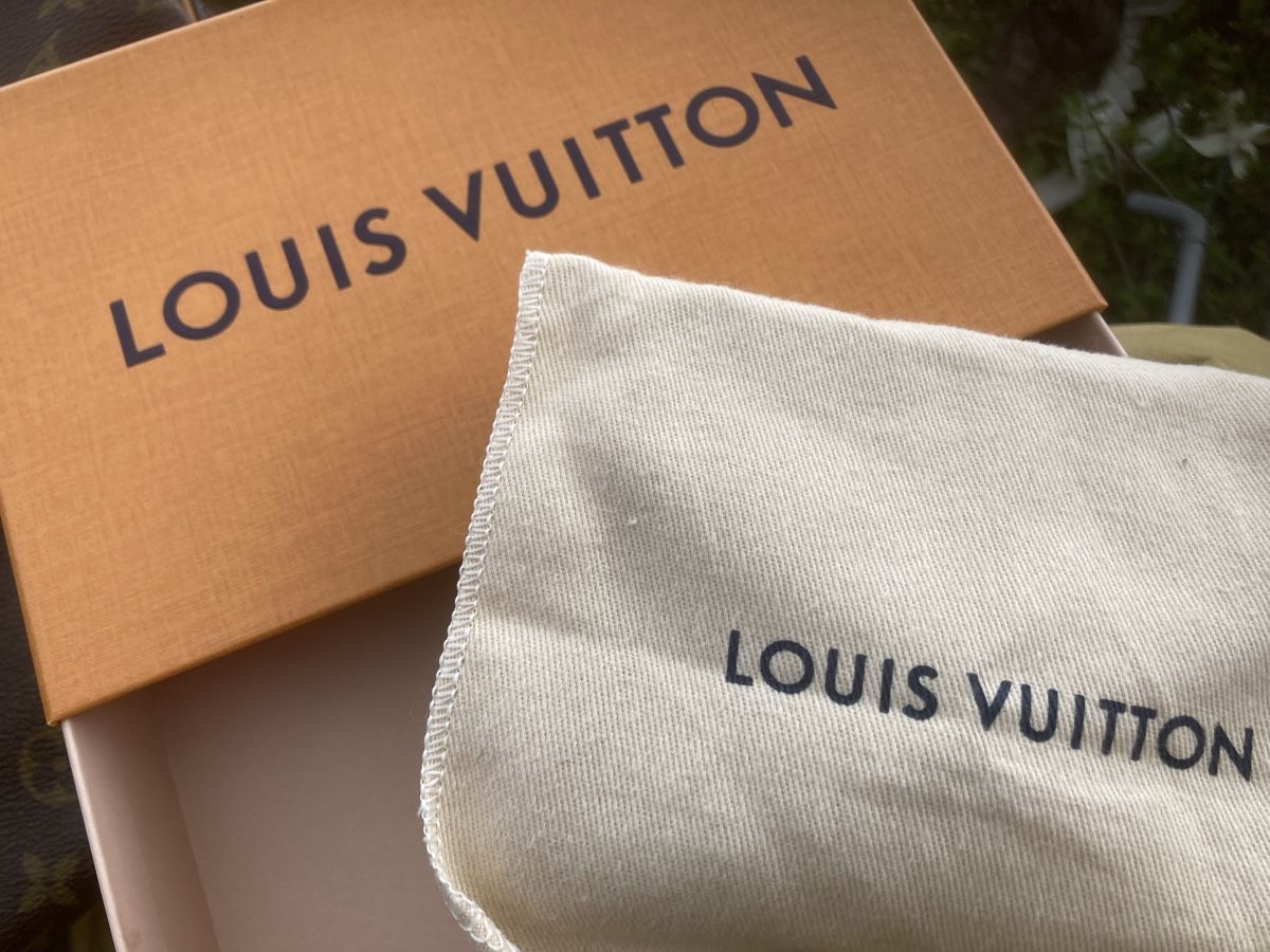 Louis Vuitton Portamonete: Louis Vuitton Portemonnaie – Usato da Walterswil SO venduto da Sunshineyupi 5