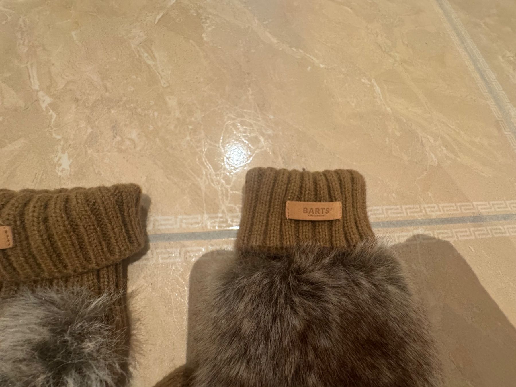 Guanti & manicotti: Barts schöne warme Handschuhe, L – Usato da Klingnau venduto da Markus14 2