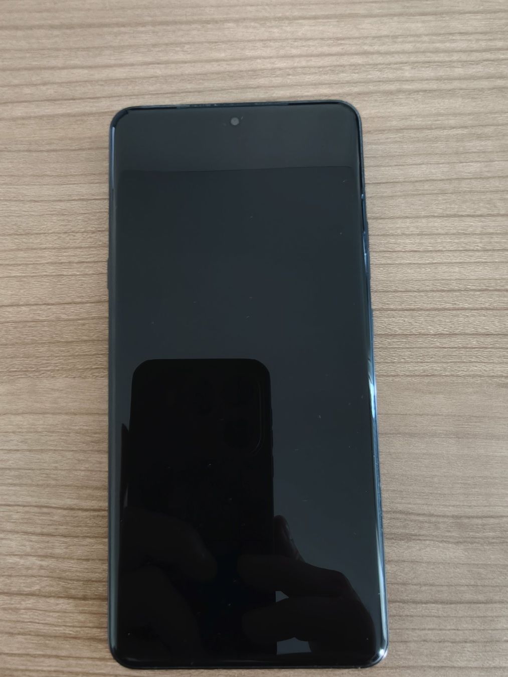 Motorola Handys / Smartphones: MOTOROLA SIGNATURE - PANTONE Carbon – Gebraucht aus Adliswil von Oliz 1