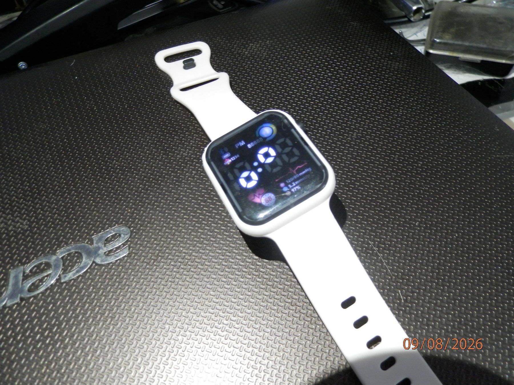 Orologi: Montre digital effet connecté – Nuovo (secondo la descrizione) da Gals venduto da Vivelesencheres 1